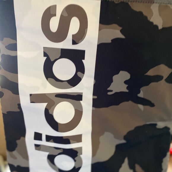 NWOT Adidas  DRAWSTRING BackPack - Picture 5 of 10